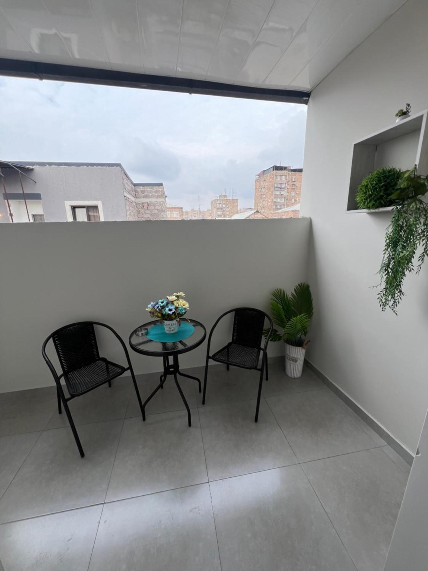 Cosy Apartment With Good Location Self Check In Erivan Dış mekan fotoğraf
