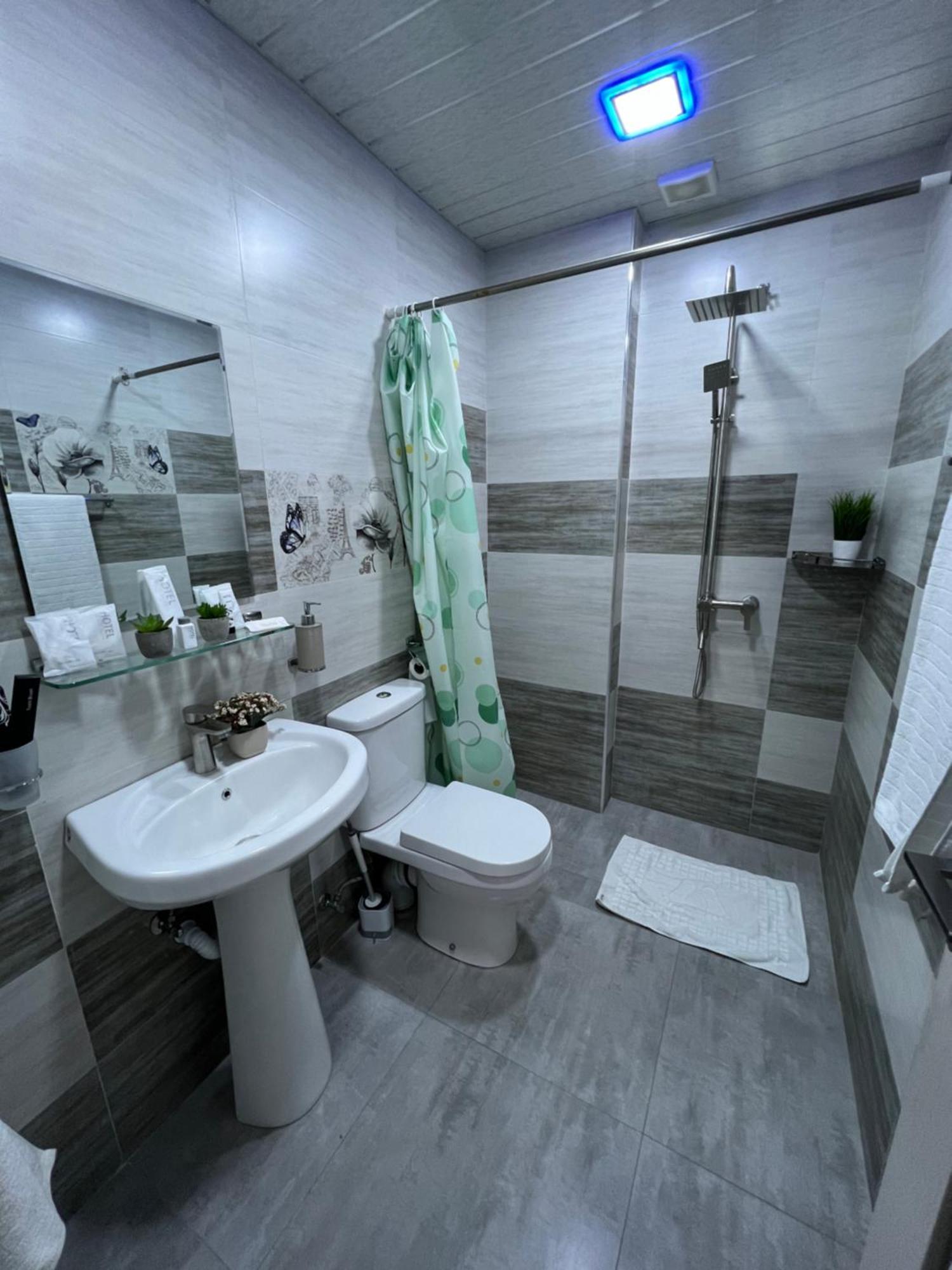 Cosy Apartment With Good Location Self Check In Erivan Dış mekan fotoğraf